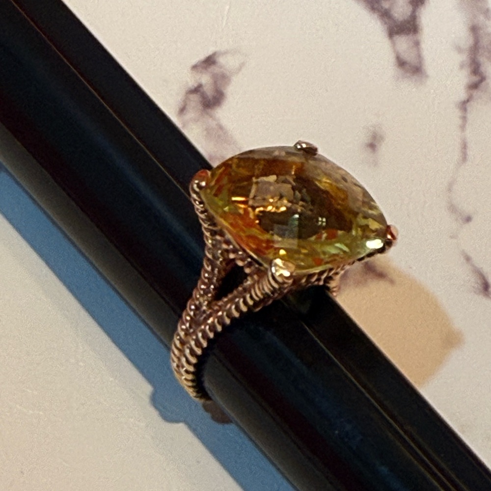 Big And Bold Yellow Quartz Gemstone Statement Ring - image 5